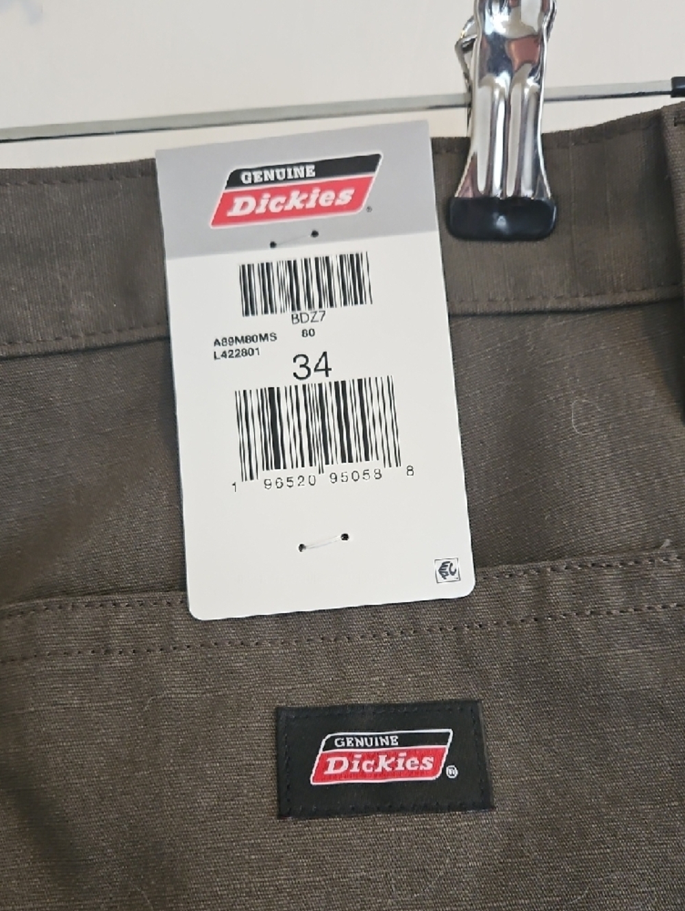 Dickies Olive Cargo Work Shorts with Black Pocket Accents - Picture 4 of 5